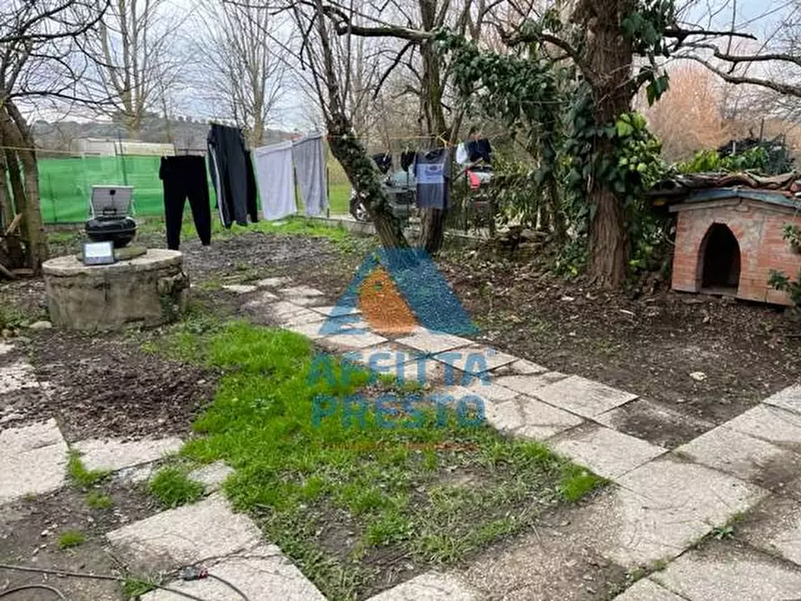 Immagine 24 di Appartamento in affitto  a Capraia E Limite