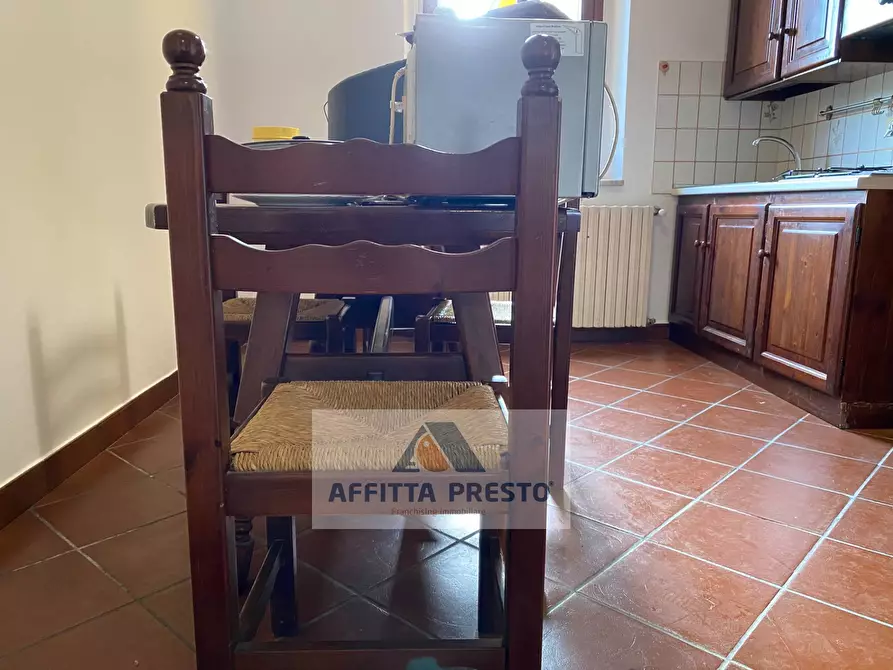Immagine 3 di Appartamento in affitto  a Capraia E Limite