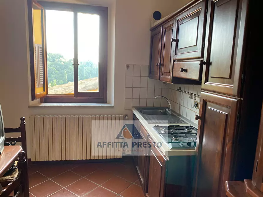 Immagine 4 di Appartamento in affitto  a Capraia E Limite