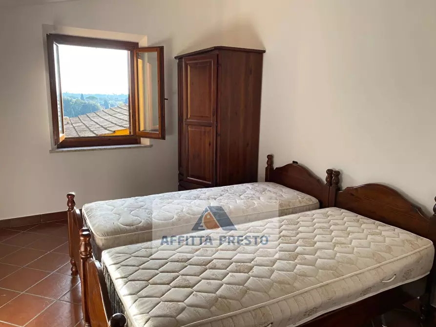 Immagine 8 di Appartamento in affitto  a Capraia E Limite
