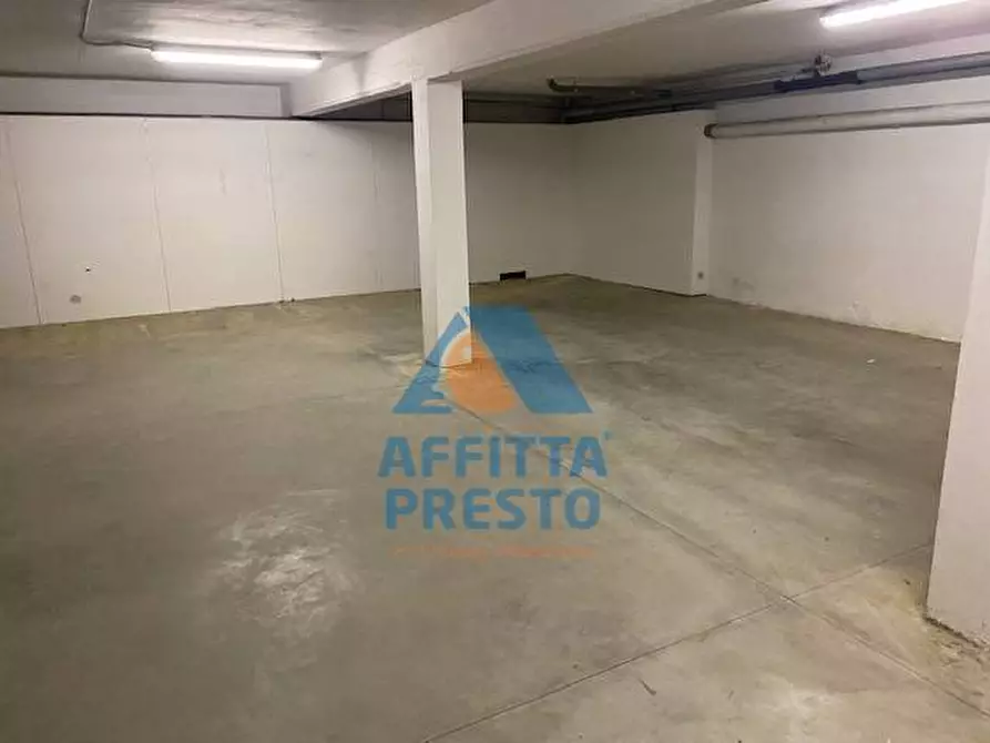 Immagine 2 di Box auto in affitto  a Empoli