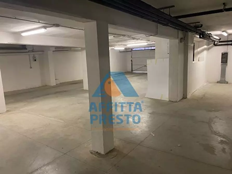 Immagine 3 di Box auto in affitto  a Empoli