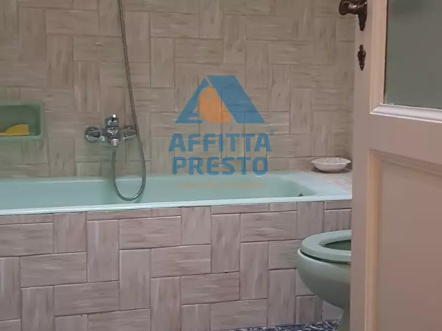 Immagine 9 di Casa indipendente in affitto  a Empoli