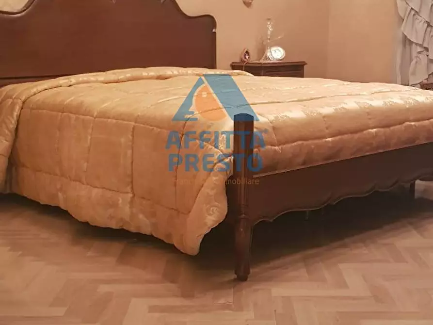 Immagine 21 di Casa indipendente in affitto  a Empoli