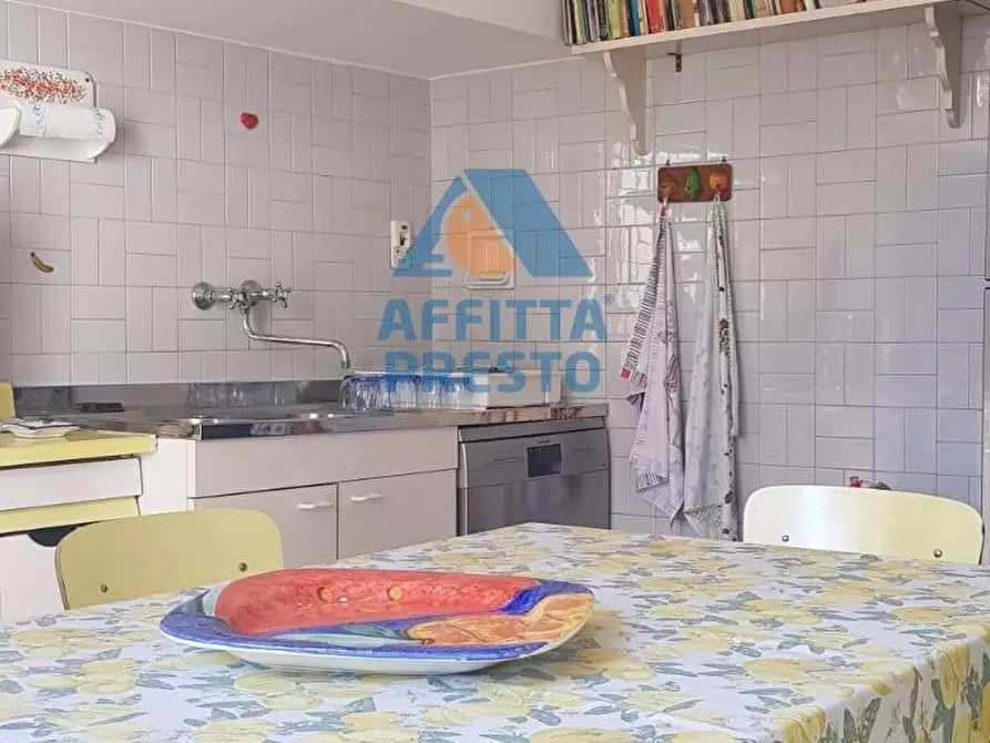 Immagine 5 di Casa indipendente in affitto  a Empoli