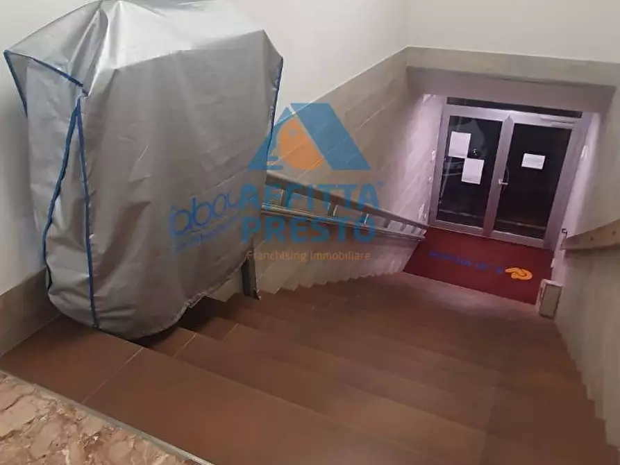 Immagine 13 di Ufficio in vendita  a Firenze