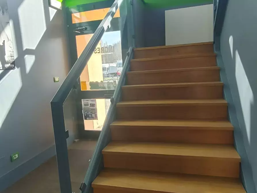 Immagine 9 di Negozio in affitto  in PIAZZA LUCIO LIBERTINI a Chivasso