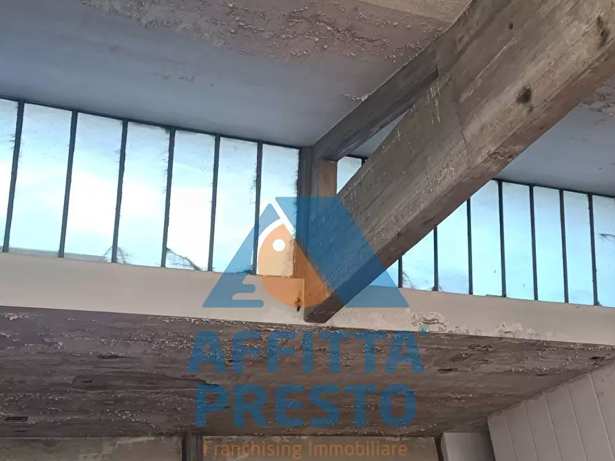 Immagine 4 di Attività commerciale in affitto  a Empoli