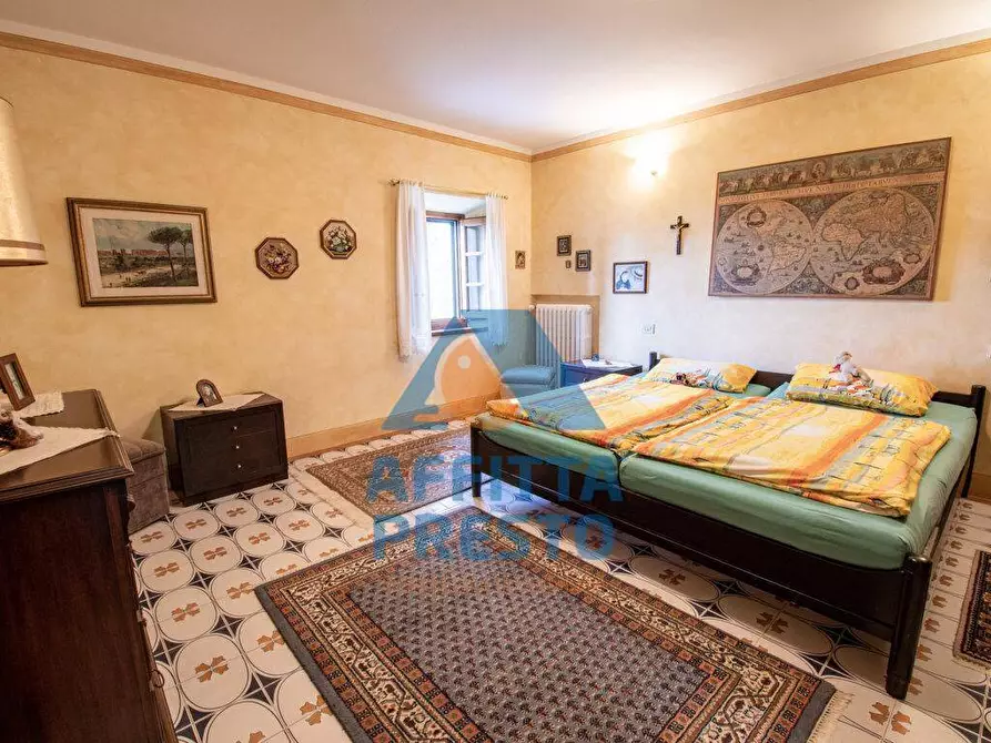 Immagine 6 di Casa indipendente in vendita  a Montevarchi