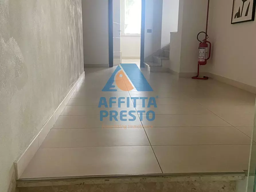 Immagine 10 di Ufficio in affitto  a Empoli
