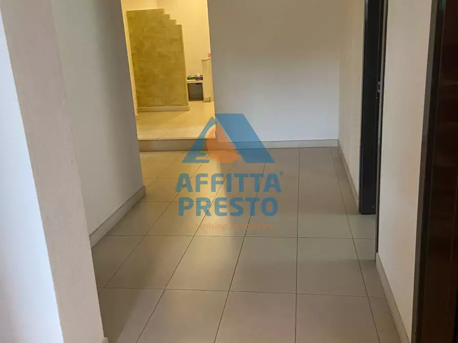 Immagine 16 di Ufficio in affitto  a Empoli