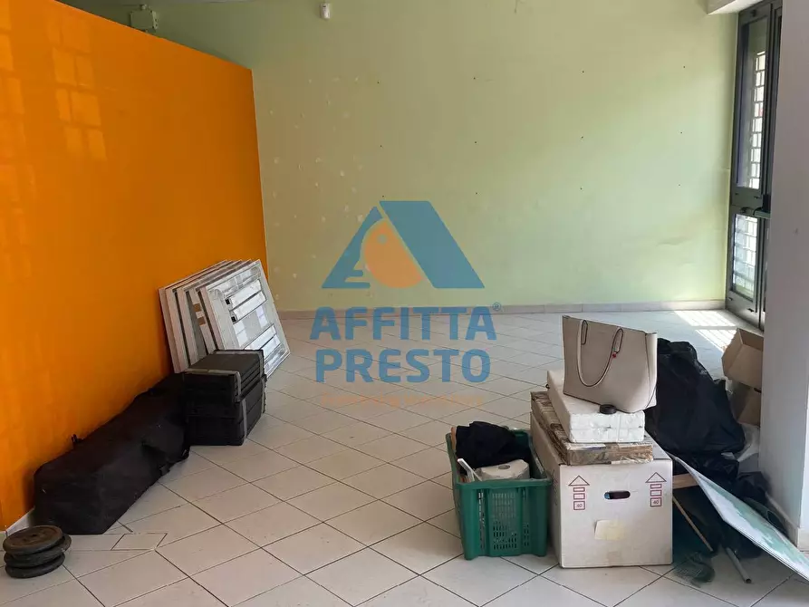Immagine 5 di Attività commerciale in affitto  a Empoli