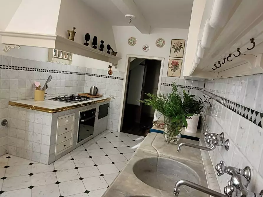 Immagine 23 di Villetta a schiera in affitto  a Firenze