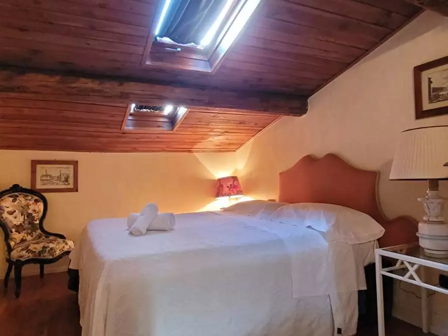 Immagine 25 di Villetta a schiera in affitto  a Firenze