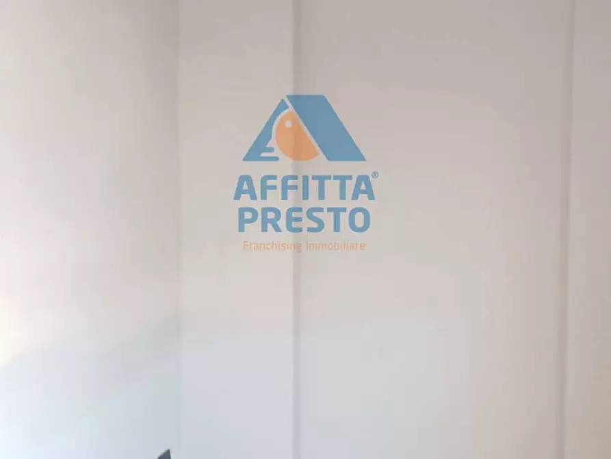 Immagine 6 di Ufficio in affitto  a Empoli