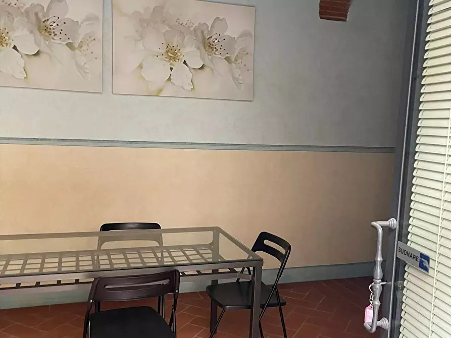 Immagine 2 di Ufficio in affitto  a Santa Croce Sull'arno
