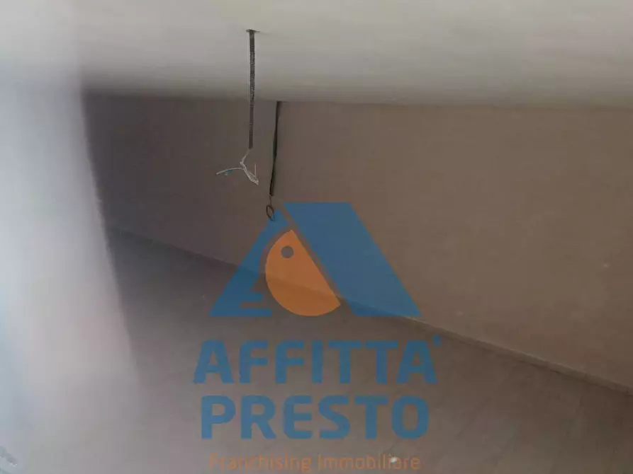 Immagine 9 di Appartamento in affitto  a Vinci