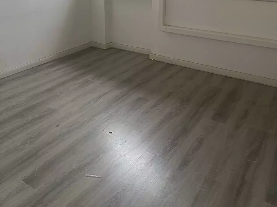 Immagine 2 di Attività commerciale in affitto  a Fucecchio