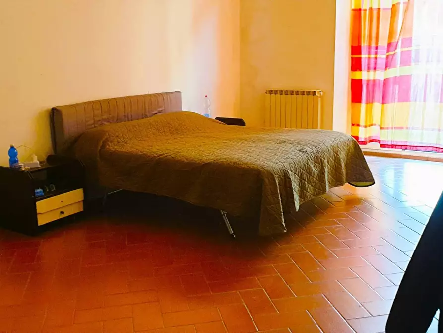 Immagine 4 di Appartamento in vendita  a Montevarchi