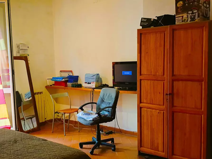 Immagine 5 di Appartamento in vendita  a Montevarchi