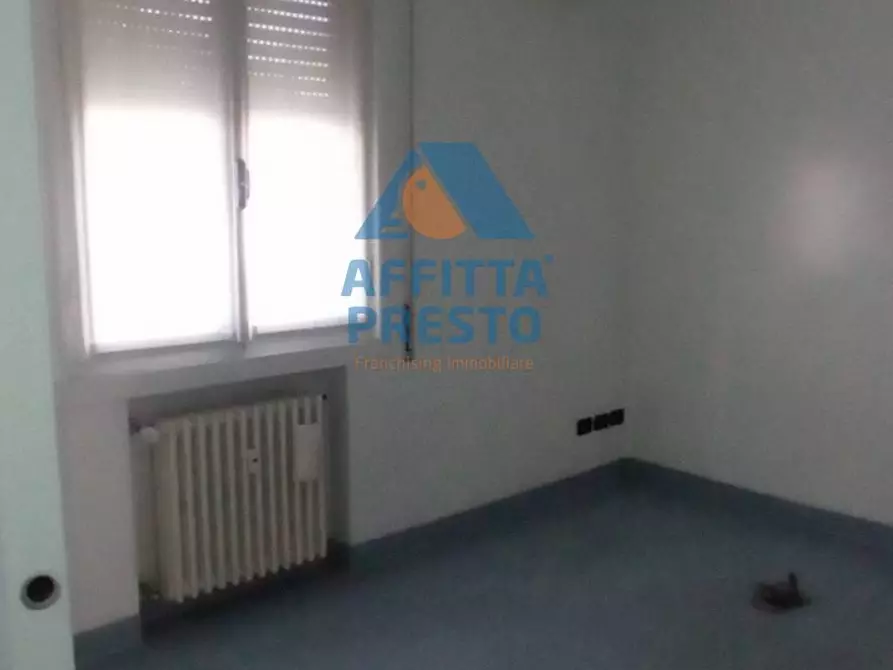 Immagine 8 di Ufficio in affitto  a Empoli