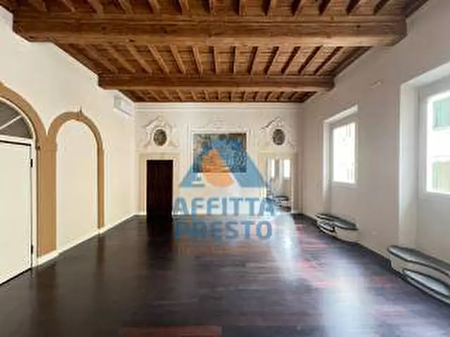Immagine 1 di Loft/Open space in vendita  a Empoli