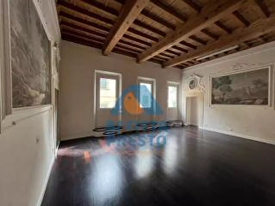 Immagine 2 di Loft/Open space in vendita  a Empoli
