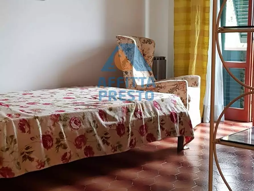 Immagine 14 di Camera in affitto  a San Miniato