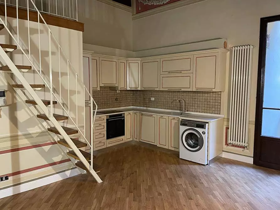 Immagine 2 di Appartamento in affitto  a Firenze