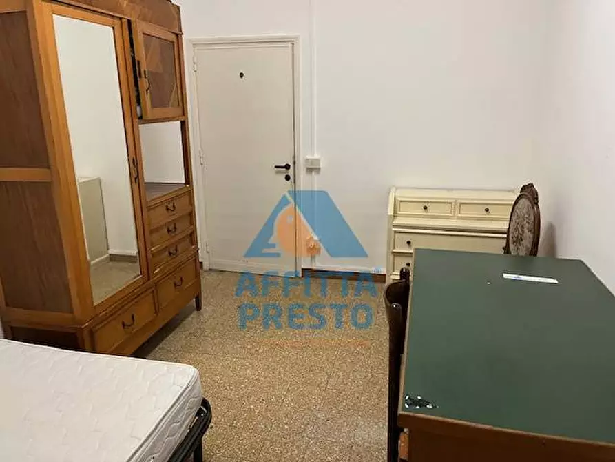 Immagine 3 di Camera in affitto  a Empoli