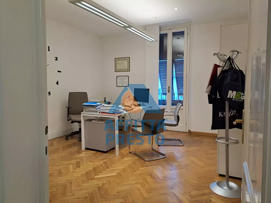 Immagine 3 di Ufficio in affitto  a Empoli