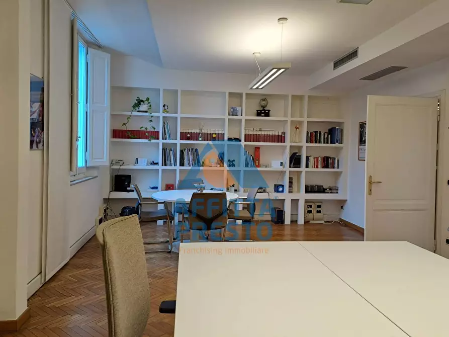 Immagine 7 di Ufficio in affitto  a Empoli