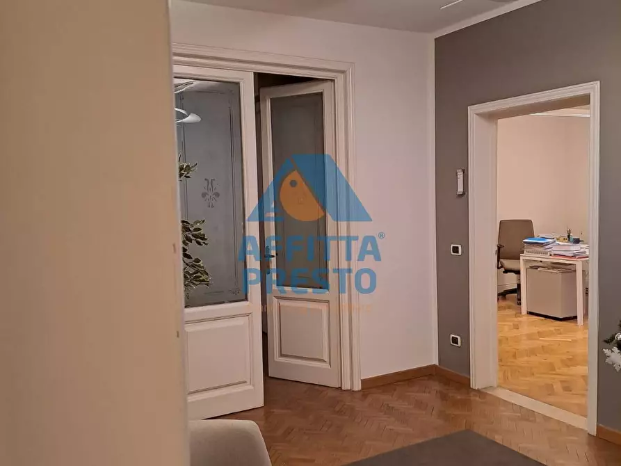 Immagine 8 di Ufficio in affitto  a Empoli