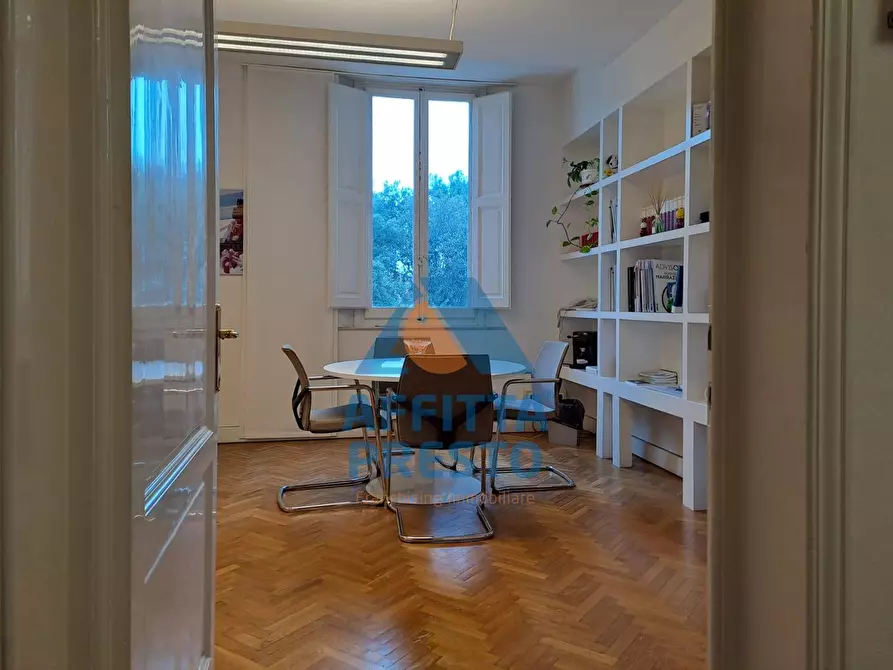 Immagine 11 di Ufficio in affitto  a Empoli