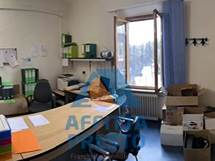 Immagine 6 di Ufficio in affitto  a Montespertoli