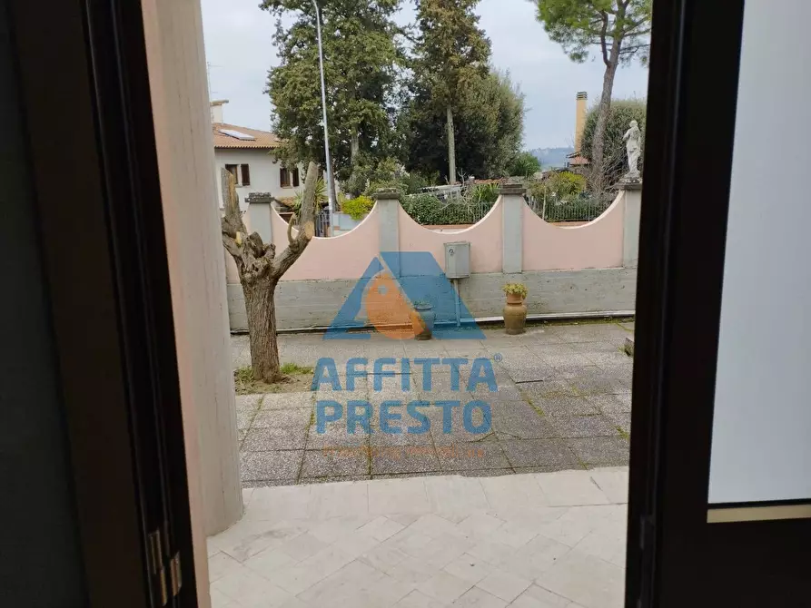 Immagine 13 di Appartamento in affitto  a Montespertoli