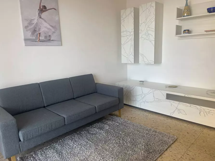 Immagine 1 di Appartamento in affitto  a Pontedera