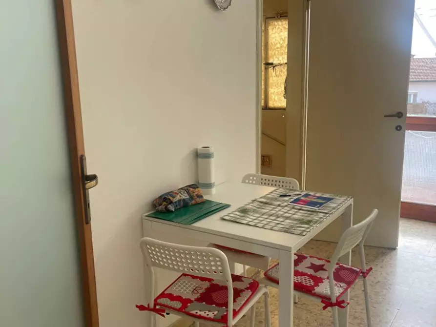 Immagine 14 di Appartamento in affitto  a Pontedera