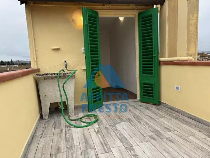 Immagine 29 di Appartamento in affitto  a Empoli