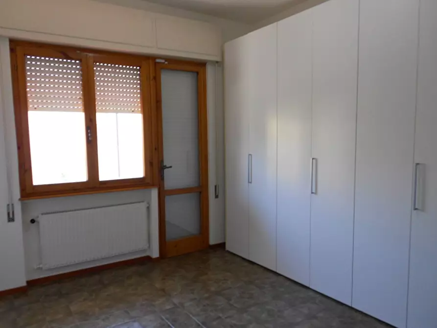 Immagine 6 di Appartamento in affitto  a Camaiore