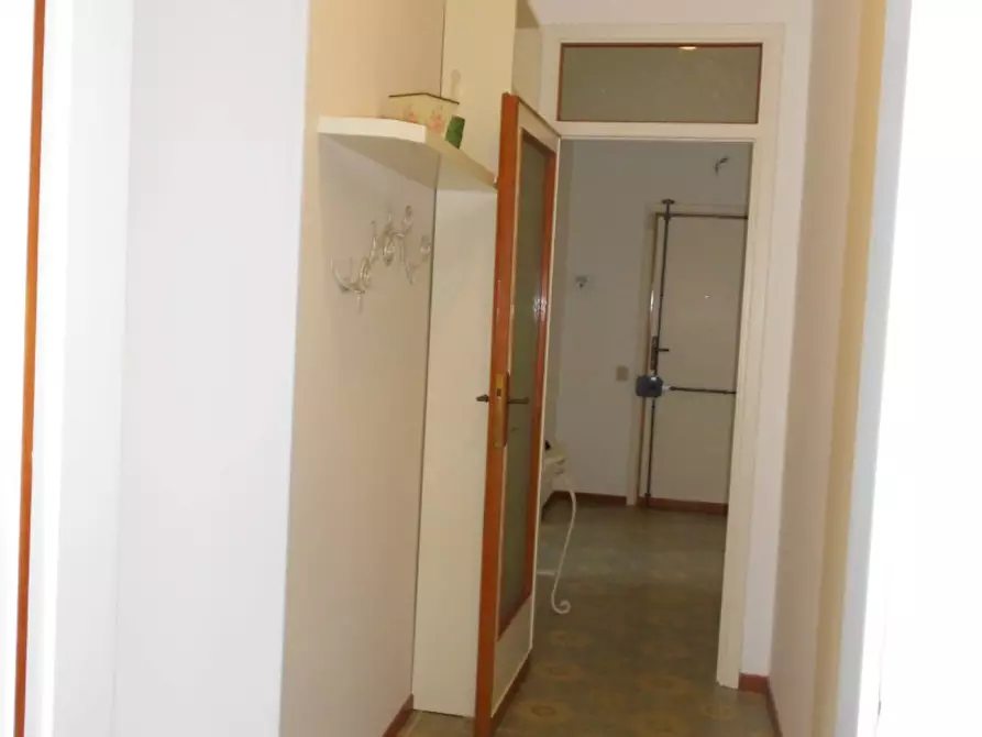 Immagine 5 di Appartamento in affitto  a Camaiore