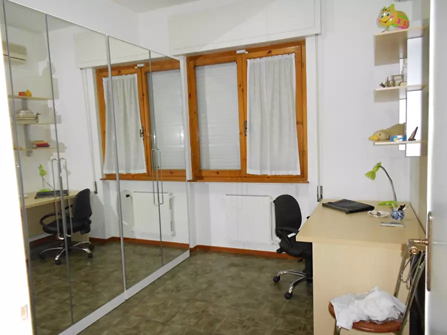 Immagine 7 di Appartamento in affitto  a Camaiore