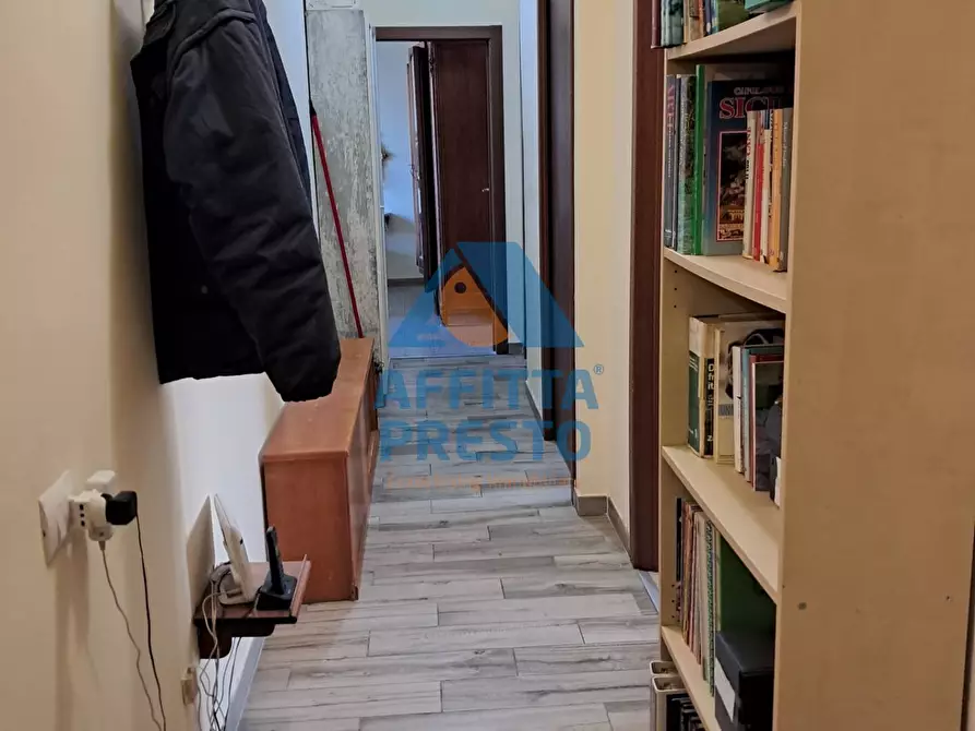 Immagine 6 di Camera in affitto  a Empoli