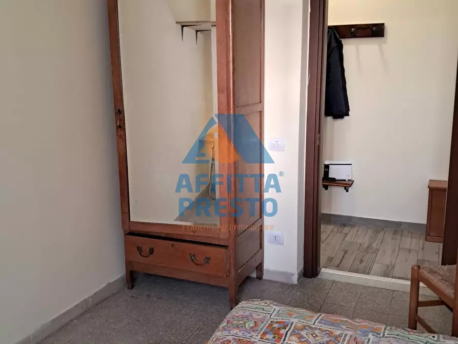 Immagine 2 di Camera in affitto  a Empoli