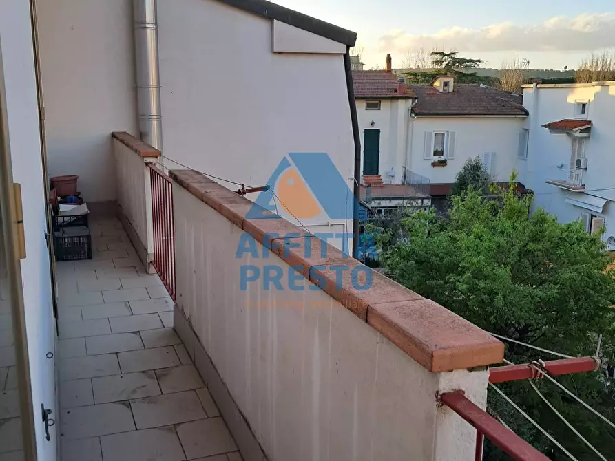 Immagine 5 di Camera in affitto  a Empoli