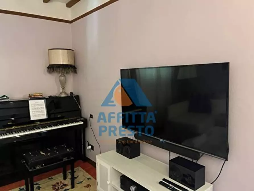 Immagine 14 di Appartamento in affitto  a Empoli