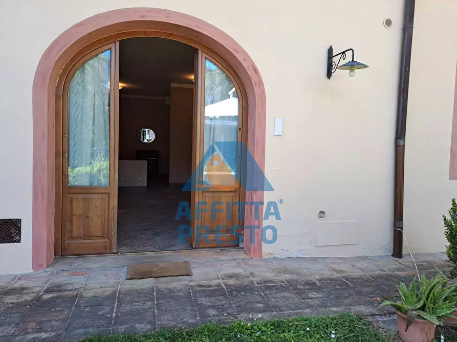 Immagine 8 di Residence in affitto  a Vinci