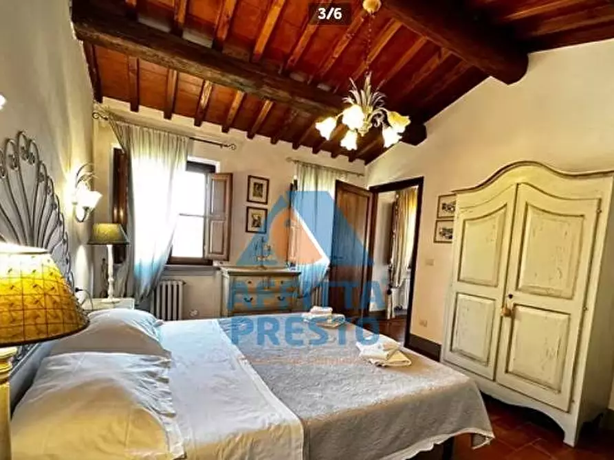 Immagine 2 di Casa indipendente in affitto  a Scandicci