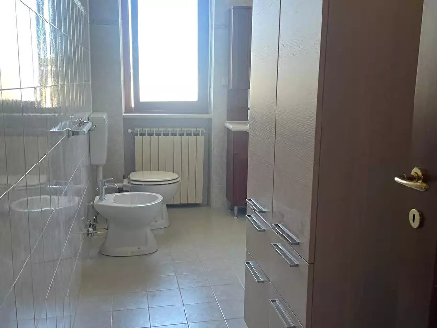 Immagine 10 di Appartamento in affitto  in VIA CARPI 4 a Rondissone