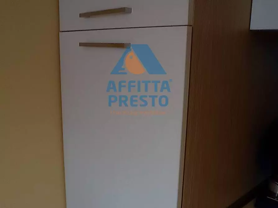 Immagine 14 di Appartamento in affitto  a Empoli